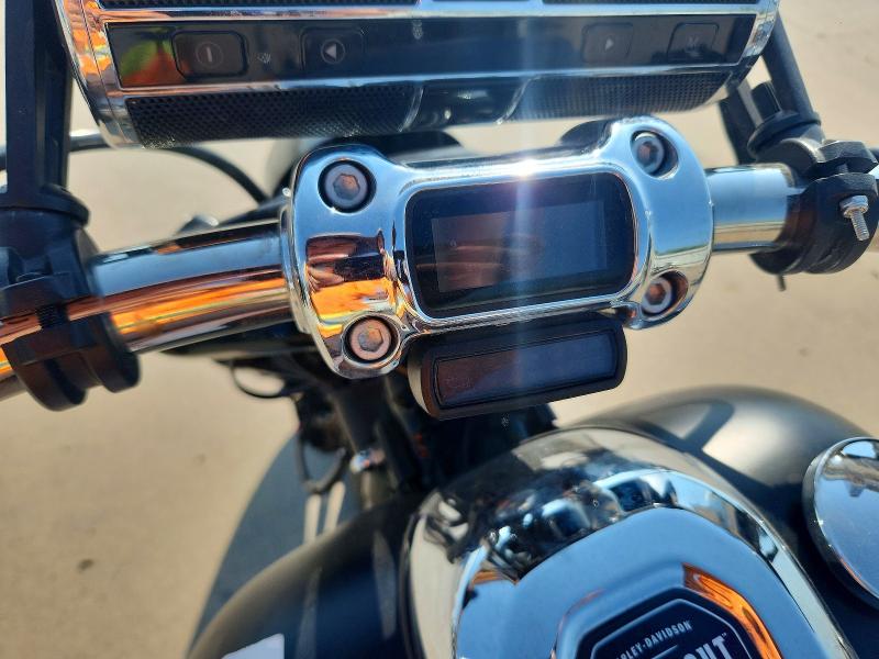 66774526 :رقم المزاد ، 1HD1YEZ15PB070094 vin ، 2023 Harley-davidson Fxbr مزاد بيع