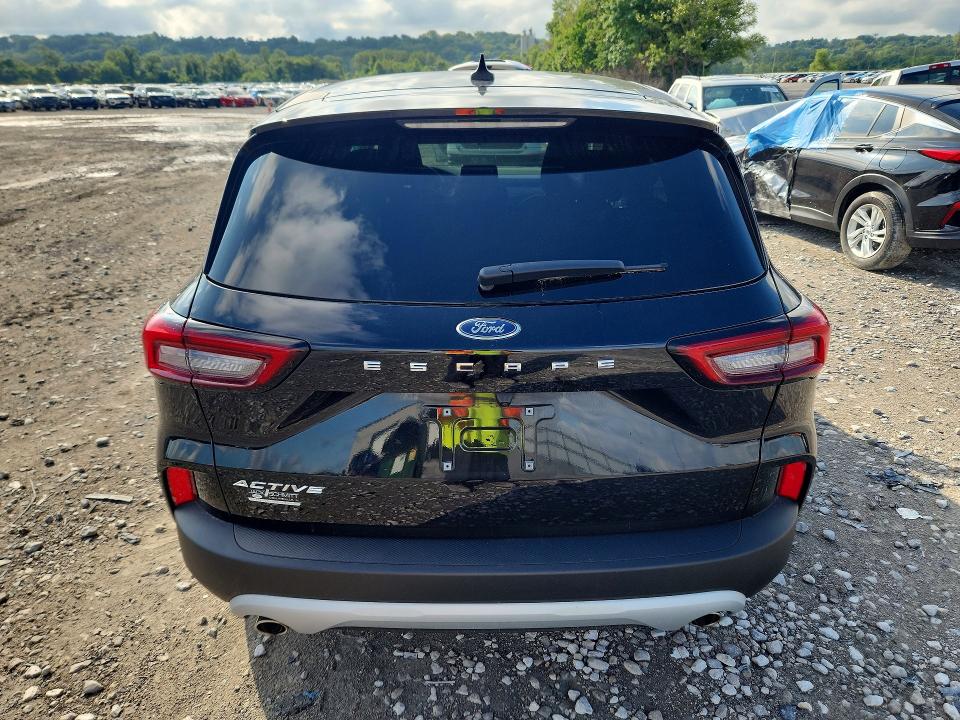 65043986 :رقم المزاد ، 1FMCU0GN7SUA05397 vin ، 2025 Ford Escape مزاد بيع