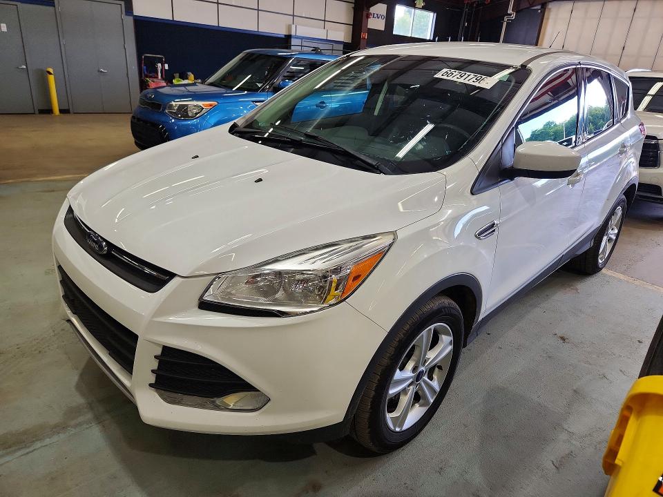 Продажа на аукционе авто 2016 Ford Escape, vin: 1FMCU9GX3GUB74751, номер лота: 66791796