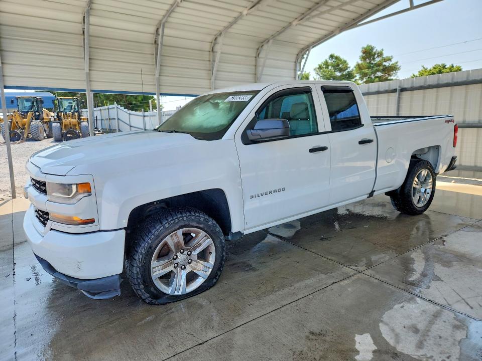 Auction sale of the 2016 Chevrolet Silverado, vin: 1GCVKPEC6GZ275423, lot number: 62992656