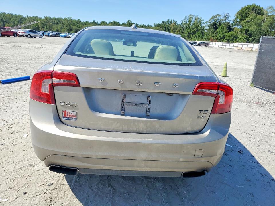 62943436 :رقم المزاد ، YV1612FH4E2282472 vin ، 2014 Volvo S60 مزاد بيع