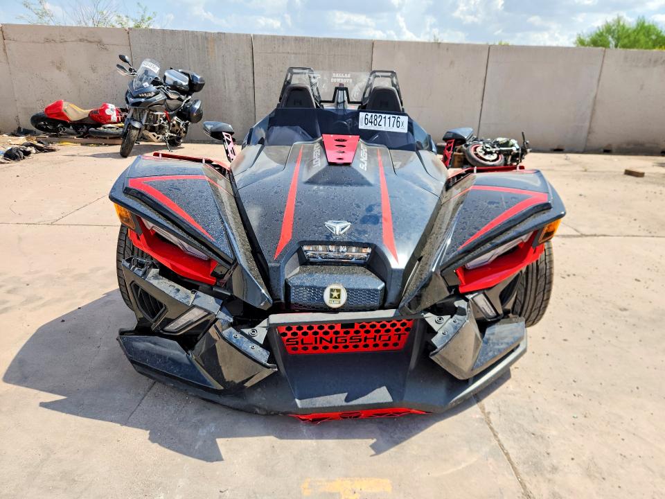 2020 Polaris Slingshot მანქანა იყიდება აუქციონზე, vin: 57XAARGB6L8137549, აუქციონის ნომერი: 64821176