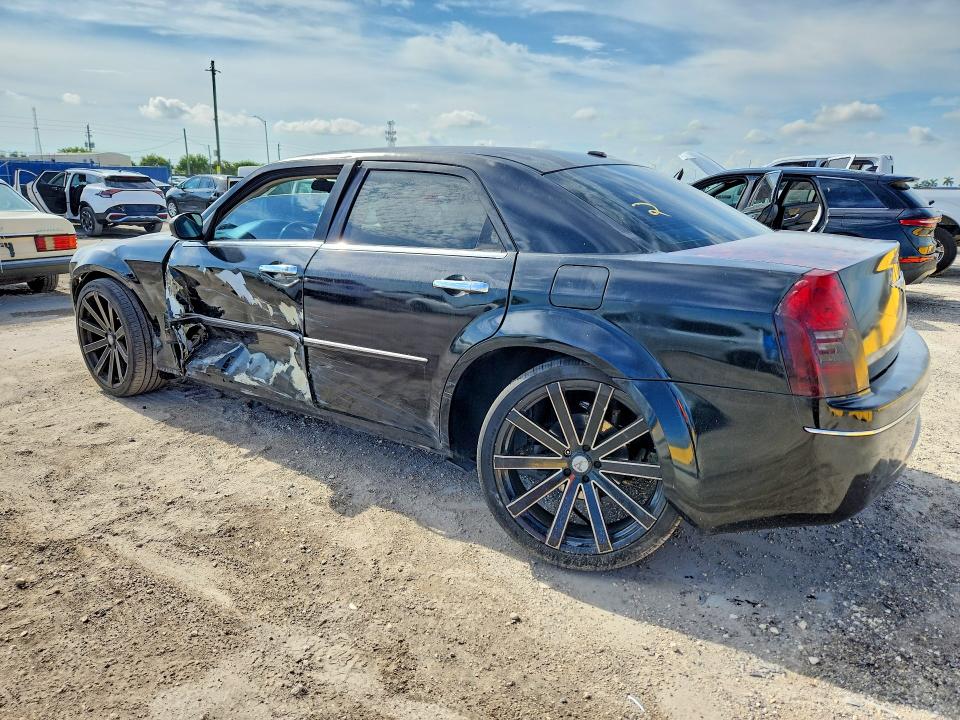 Продажа на аукционе авто 2010 Chrysler 300, vin: 2C3CA5CV1AH254011, номер лота: 65488746