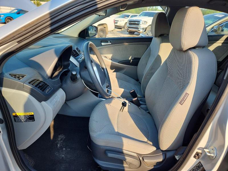 2013 Hyundai Accent მანქანა იყიდება აუქციონზე, vin: KMHCT4AE7DU556208, აუქციონის ნომერი: 64228926