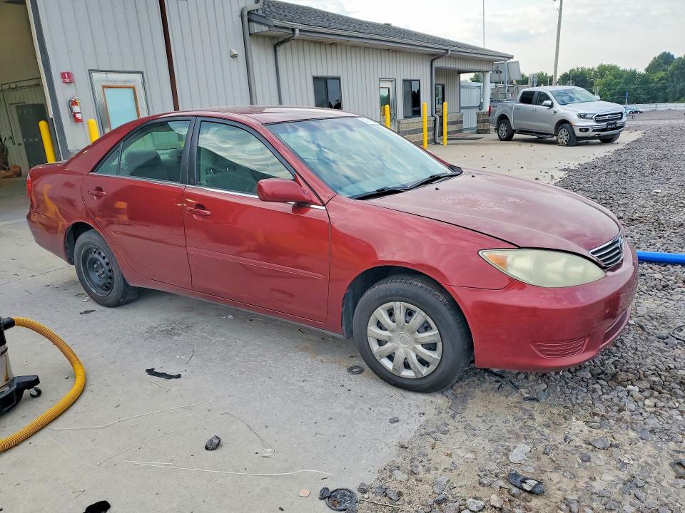 Aukcja sprzedaży 2005 Toyota Camry, vin: 4T1BE32K45U390249, numer aukcji: 64409236
