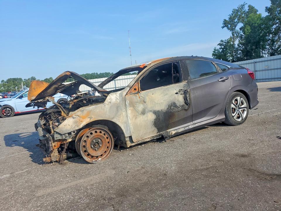 Продажа на аукционе авто 2018 Honda Civic, vin: 2HGFC2F51JH502014, номер лота: 64900506