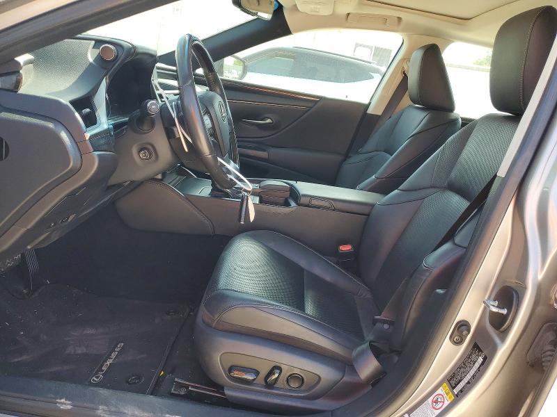 65346056 :رقم المزاد ، 58ABZ1B10KU026205 vin ، 2019 Lexus Es مزاد بيع
