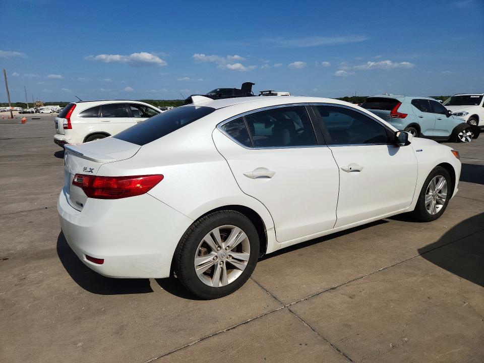 64047066 :رقم المزاد ، 19VDE3F70DE301964 vin ، 2013 Acura Ilx مزاد بيع
