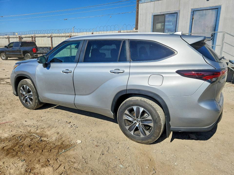 2024 Toyota Highlander მანქანა იყიდება აუქციონზე, vin: 5TDKDRAH5RS053129, აუქციონის ნომერი: 65485986