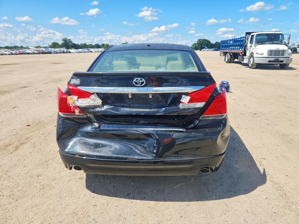 64375056 :رقم المزاد ، 4T1BK3DB7BU410172 vin ، 2011 Toyota Avalon مزاد بيع
