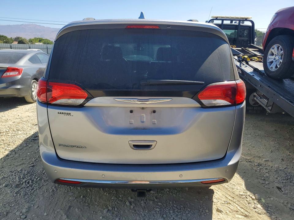 Продаж на аукціоні авто 2018 Chrysler Pacifica, vin: 2C4RC1BGXJR116280, номер лоту: 65657546