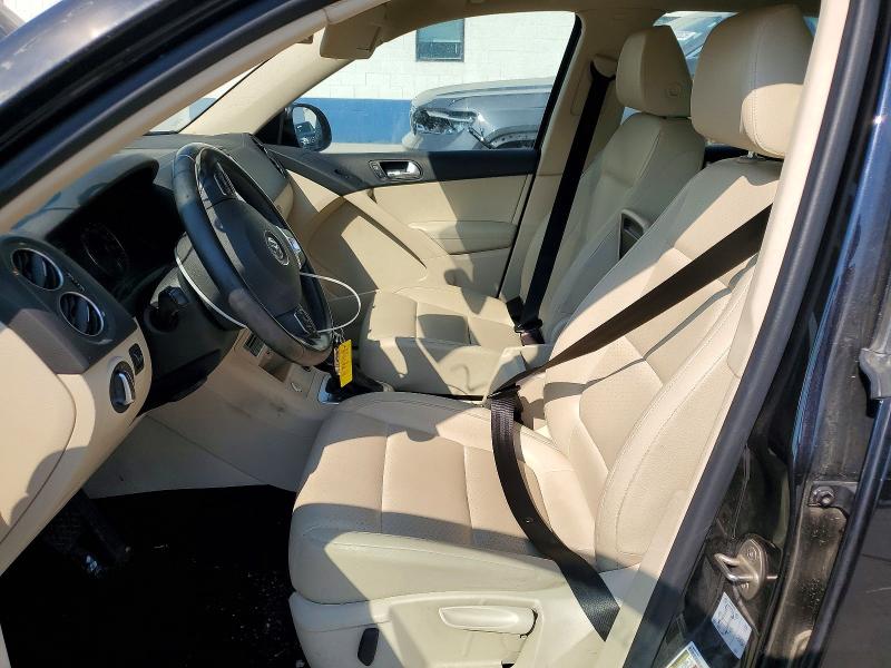 Продажа на аукционе авто 2017 Volkswagen Tiguan, vin: WVGBV7AXXHK004115, номер лота: 63516096