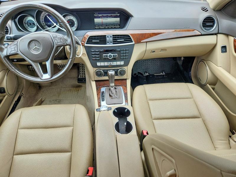 65796946 :رقم المزاد ، WDDGF8AB6ER322923 vin ، 2014 Mercedes-benz C مزاد بيع