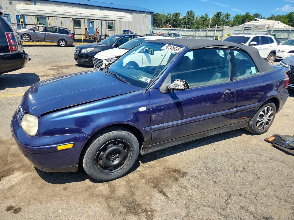 62448036 :رقم المزاد ، 3VWCC21V81M813303 vin ، 2001 Volkswagen Cabrio مزاد بيع