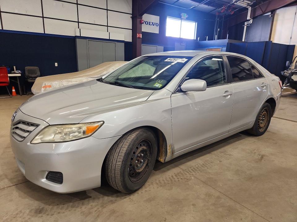 2010 Toyota Camry მანქანა იყიდება აუქციონზე, vin: 4T1BF3EK1AU031072, აუქციონის ნომერი: 64254576