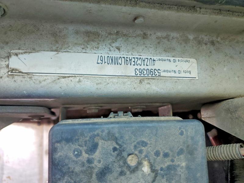 65045836 :رقم المزاد ، 4UZAC2EA9LCMK0167 vin ، 2020 Freightliner Chassis مزاد بيع