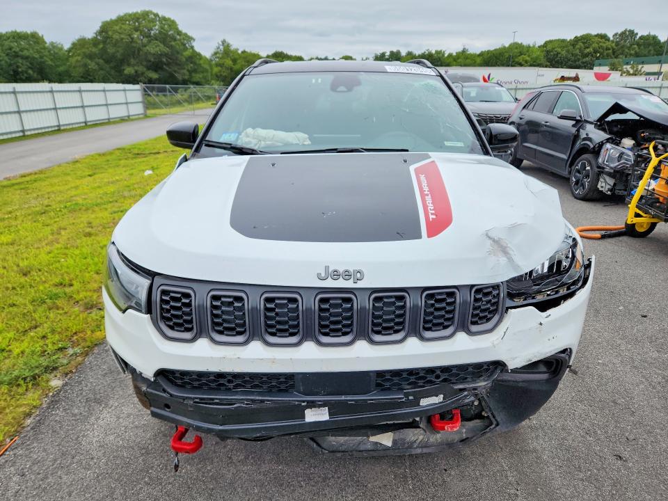 65012046 :رقم المزاد ، 3C4NJDDN0ST584017 vin ، 2025 Jeep Compass مزاد بيع
