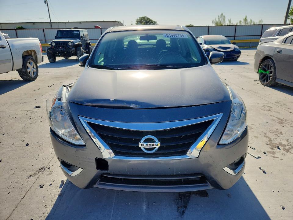 64998766 :رقم المزاد ، 3N1CN7AP8KL817115 vin ، 2019 Nissan Versa مزاد بيع