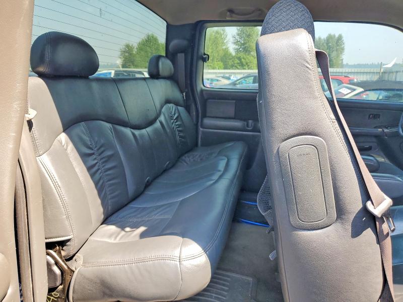 Продаж на аукціоні авто 2003 Chevrolet Silverado, vin: 2GCEK19T031142831, номер лоту: 64137446