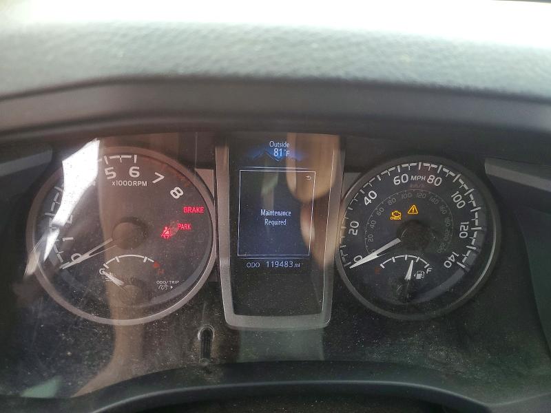 63674716 :رقم المزاد ، 5TFCZ5AN9JX162437 vin ، 2018 Toyota Tacoma مزاد بيع