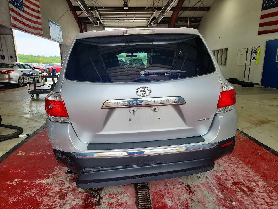 Продаж на аукціоні авто 2013 Toyota Highlander, vin: 5TDBK3EH8DS192614, номер лоту: 63937236