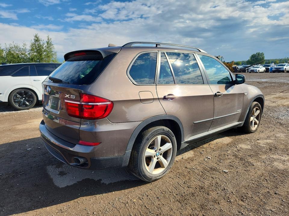 Продажа на аукционе авто 2012 Bmw X5, vin: 5UXZV4C56CL764699, номер лота: 76295325