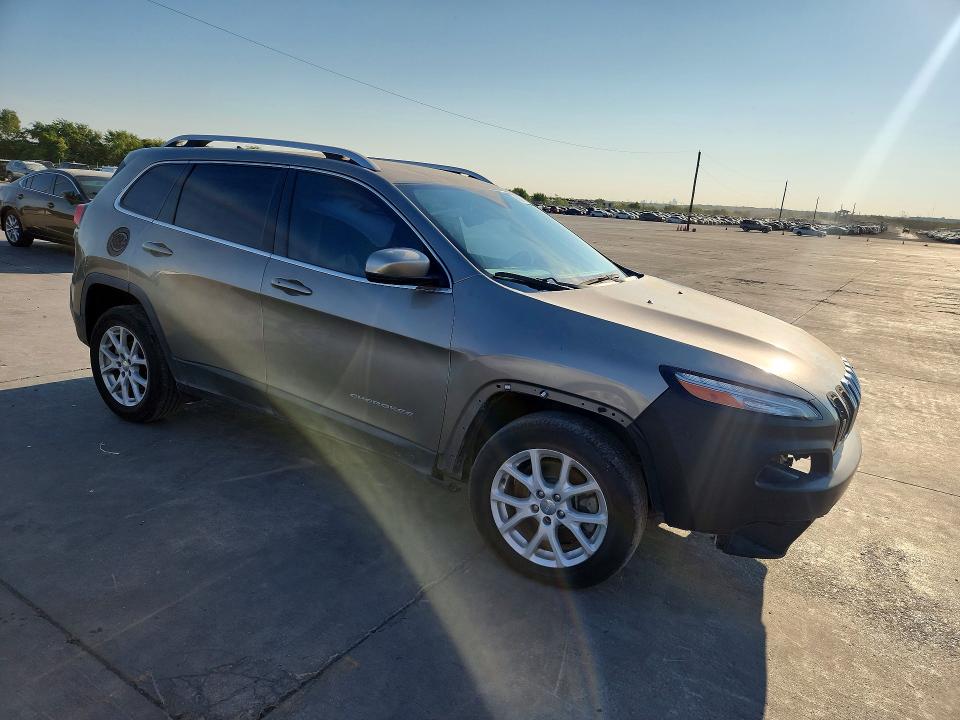 Продаж на аукціоні авто 2017 Jeep Cherokee, vin: 1C4PJLCB4HW644412, номер лоту: 66971216