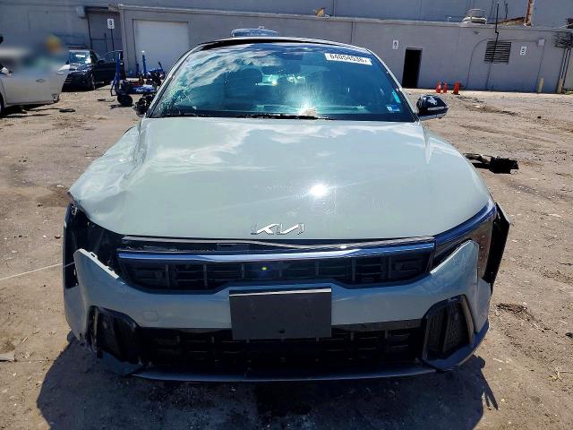 64054536 :رقم المزاد ، 3KPFU5DC4TE257321 vin ، 2026 Kia K4 مزاد بيع