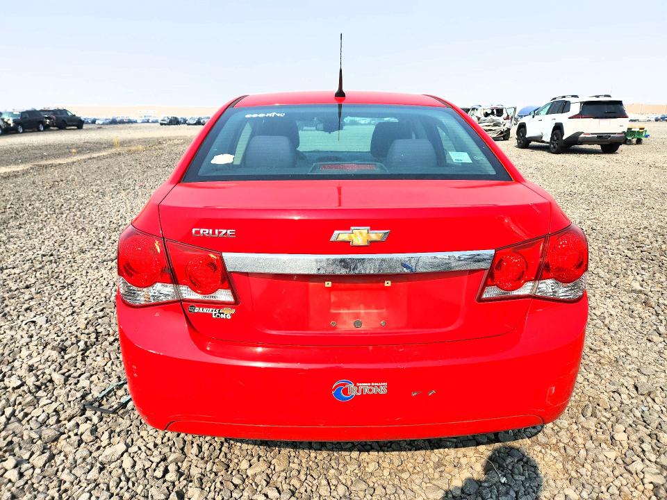 85987005 :رقم المزاد ، 1G1PA5SHXE7196578 vin ، 2014 Chevrolet Cruise مزاد بيع