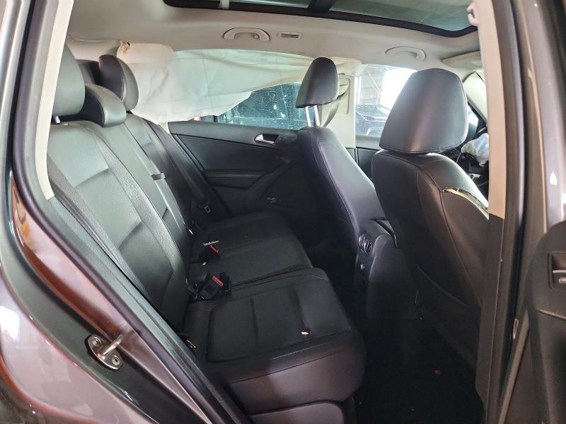 63590766 :رقم المزاد ، WVGAV7AX8CW006023 vin ، 2012 Volkswagen Tiguan مزاد بيع