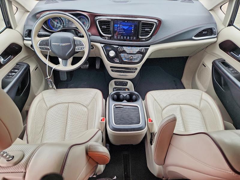 63183876 :رقم المزاد ، 2C4RC1GGXHR614059 vin ، 2017 Chrysler Pacifica مزاد بيع