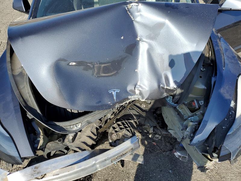 63253896 :رقم المزاد ، 5YJ3E1EA9NF375173 vin ، 2022 Tesla Model 3 مزاد بيع