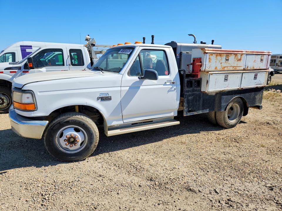 61410306 :رقم المزاد ، 2FDJF37H2TCA15446 vin ، 1996 Ford F350 مزاد بيع