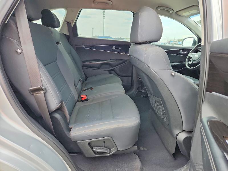 Продажа на аукционе авто 2019 Kia Sorento, vin: 5XYPG4A56KG516839, номер лота: 65987636