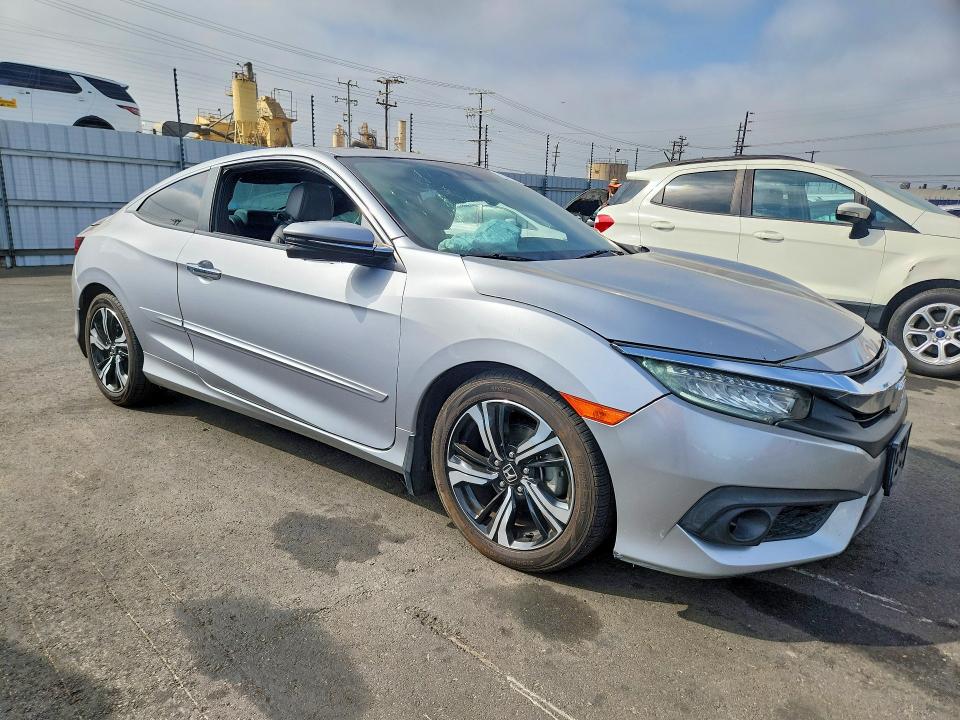 Продажа на аукционе авто 2018 Honda Civic, vin: 2HGFC3B97JH354868, номер лота: 63769486