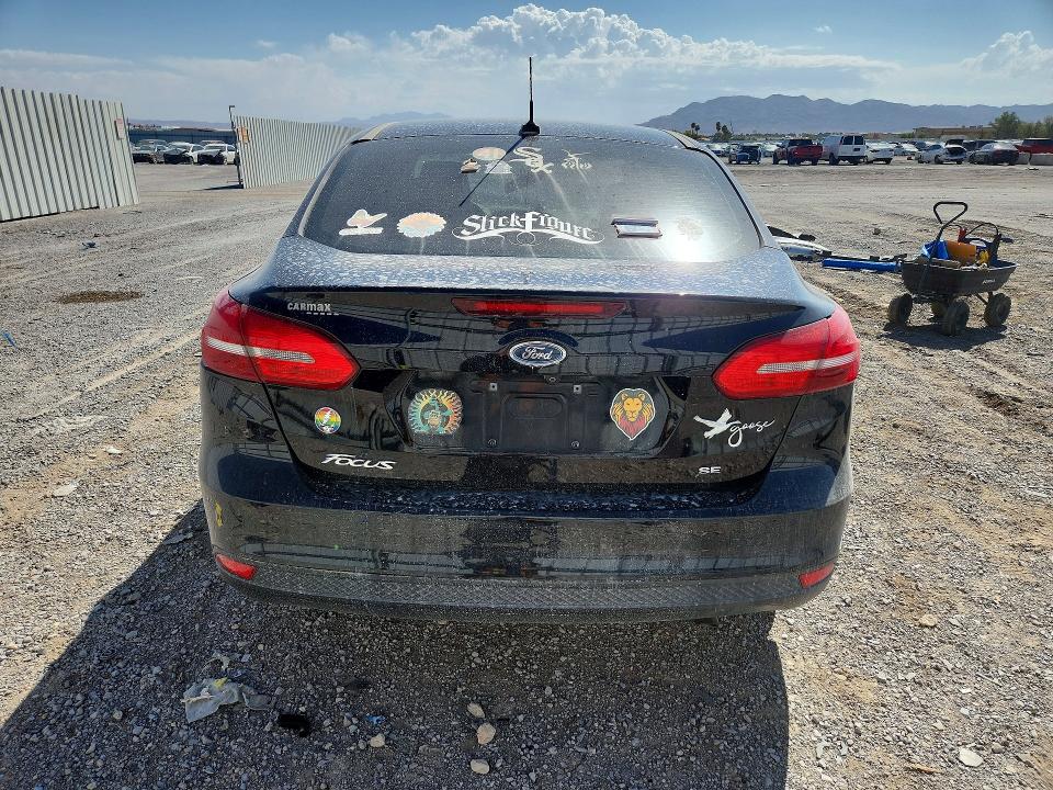 59542776 :رقم المزاد ، 1FADP3F20JL257804 vin ، 2018 Ford Focus مزاد بيع