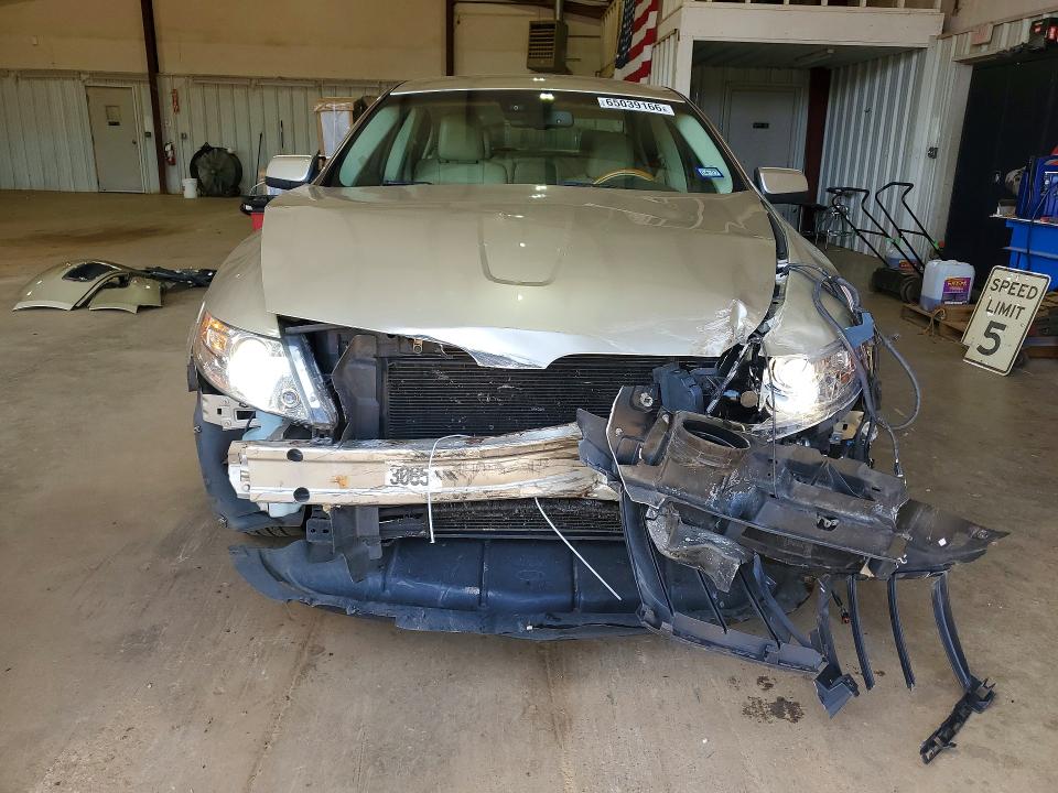 2011 Lincoln Mks მანქანა იყიდება აუქციონზე, vin: 1LNHL9DR0BG612342, აუქციონის ნომერი: 65039166