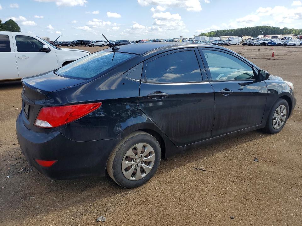 64139216 :رقم المزاد ، KMHCT4AE4HU351256 vin ، 2017 Hyundai Accent مزاد بيع