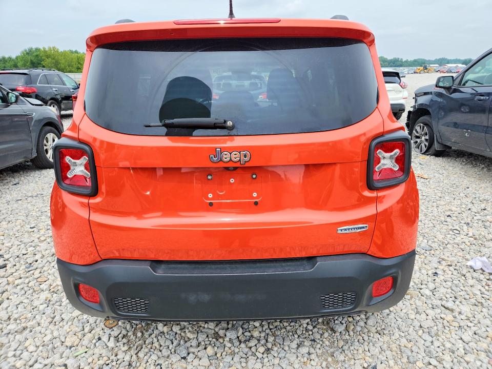 2015 Jeep Renegade მანქანა იყიდება აუქციონზე, vin: ZACCJABT0FPB46912, აუქციონის ნომერი: 64197846