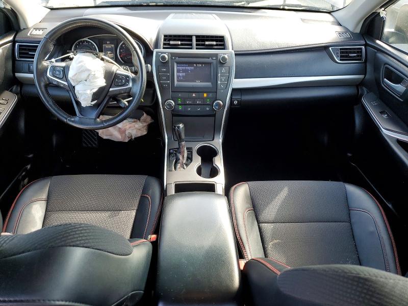 63889346 :رقم المزاد ، 4T1BF1FK5HU305208 vin ، 2017 Toyota Camry مزاد بيع