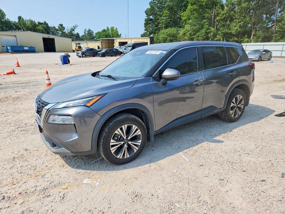 64537426 :رقم المزاد ، 5N1BT3BB6NC704849 vin ، 2022 Nissan Rogue مزاد بيع