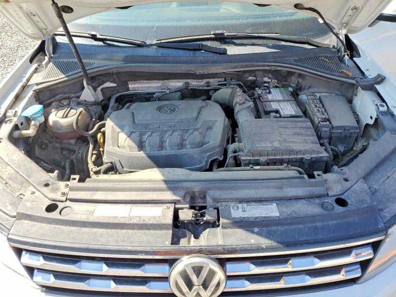 Продажа на аукционе авто 2018 Volkswagen Tiguan, vin: 3VV2B7AX4JM002406, номер лота: 63470436
