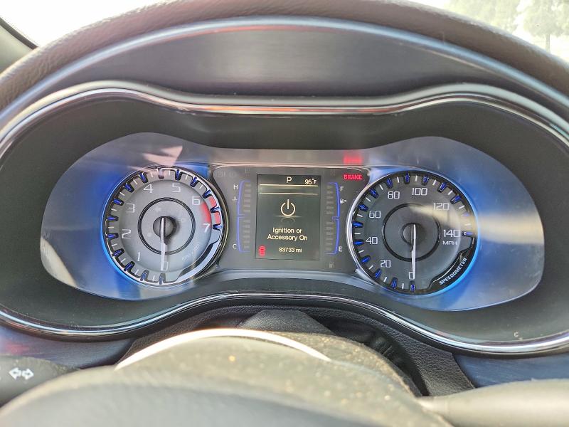 64146136 :رقم المزاد ، 1C3CCCBB7FN746921 vin ، 2015 Chrysler 200 مزاد بيع
