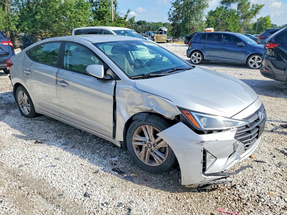 64601246 :رقم المزاد ، 5NPD84LF4LH506231 vin ، 2020 Hyundai Elantra مزاد بيع