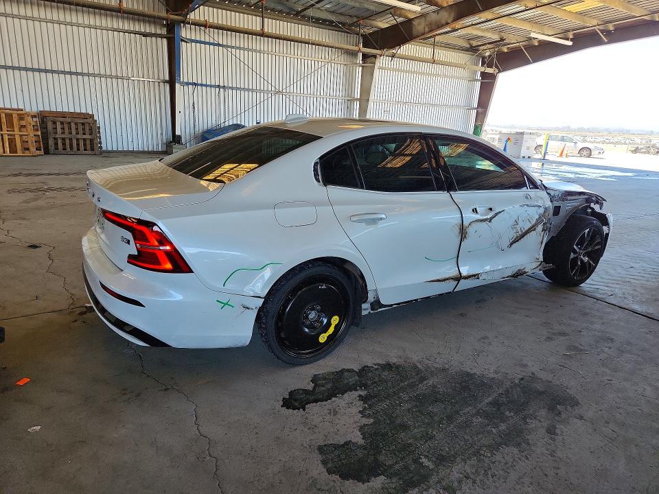Продажа на аукционе авто 2023 Volvo S60, vin: 7JRL12TK1PG239711, номер лота: 63342266