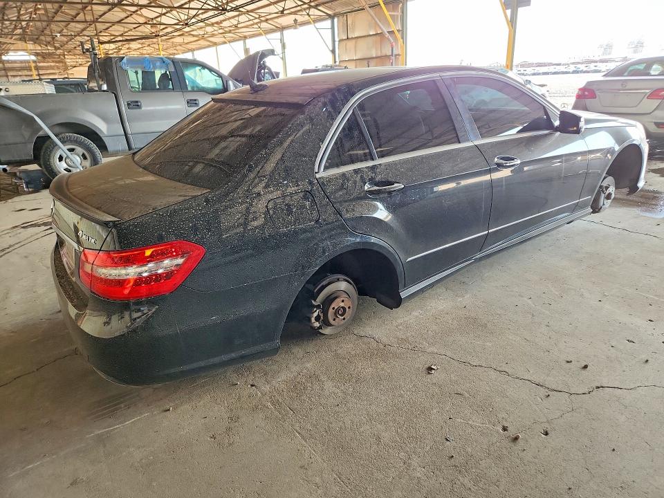2011 Mercedes-benz E მანქანა იყიდება აუქციონზე, vin: WDDHF8HB9BA372316, აუქციონის ნომერი: 64263876