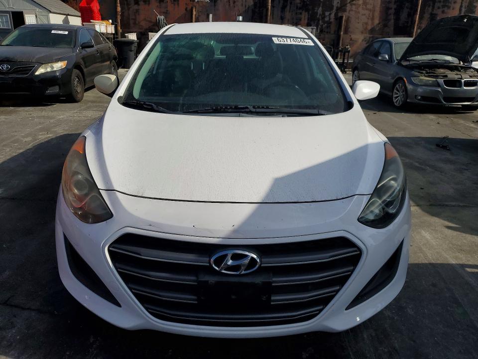 2016 Hyundai Elantra Gt მანქანა იყიდება აუქციონზე, vin: KMHD35LHXGU276644, აუქციონის ნომერი: 63774046