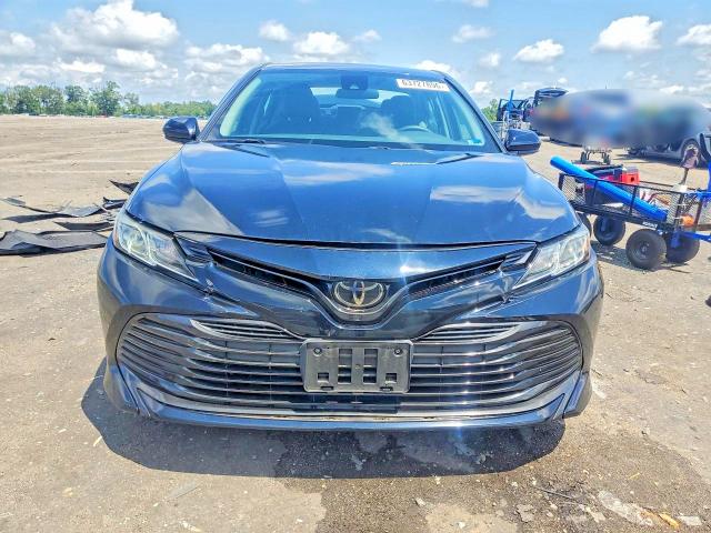 Продажа на аукционе авто 2019 Toyota Camry, vin: 4T1B11HK1KU701204, номер лота: 63727896