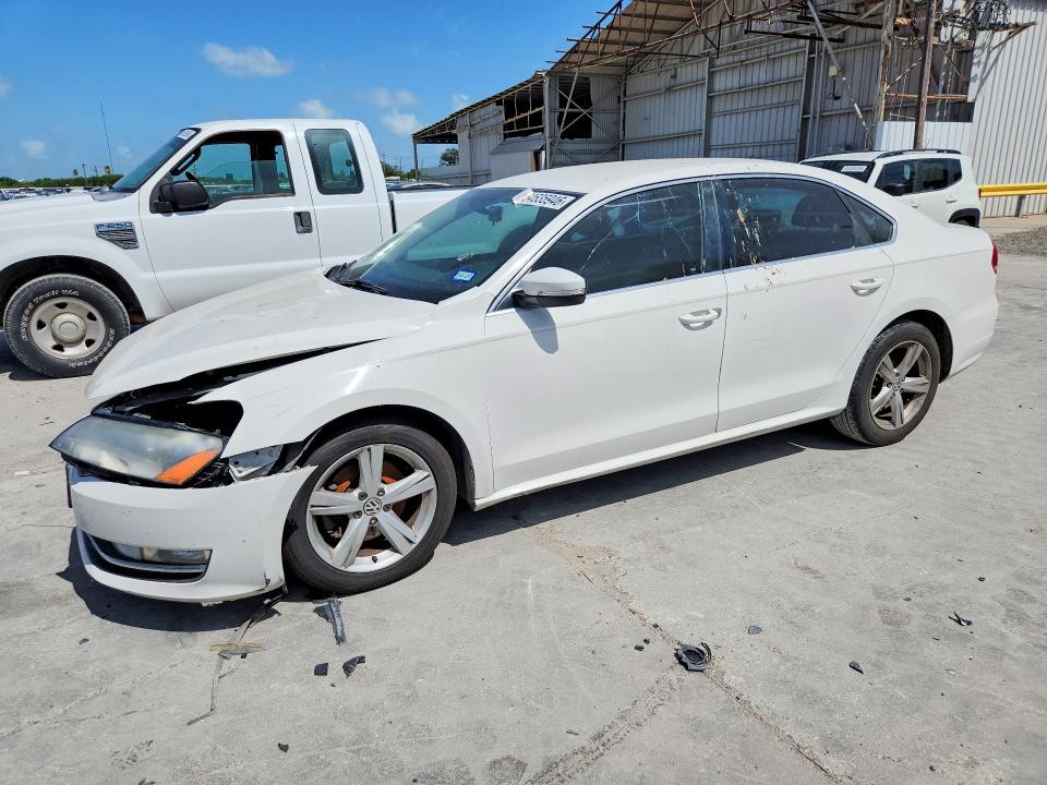 Продажа на аукционе авто 2015 Volkswagen Passat, vin: 1VWAS7A37FC080840, номер лота: 64635946