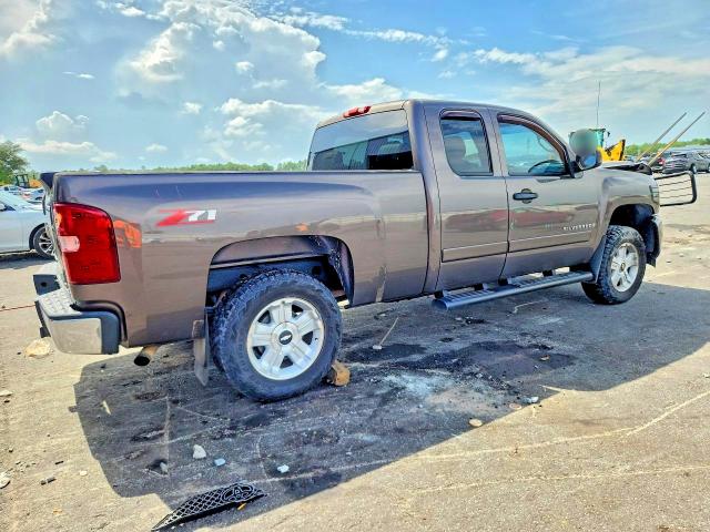 Продажа на аукционе авто 2008 Chevrolet Silverado, vin: 2GCEC19J681128970, номер лота: 63918586